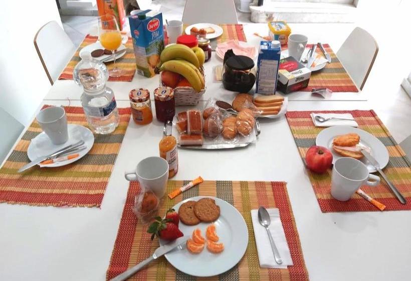 هاستل Residencia Viriato