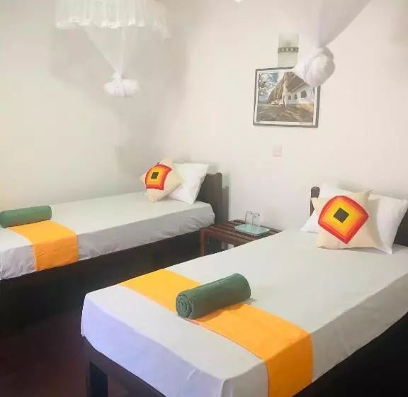 تختخواب و صبحانه Kanchan Beach Front Villa