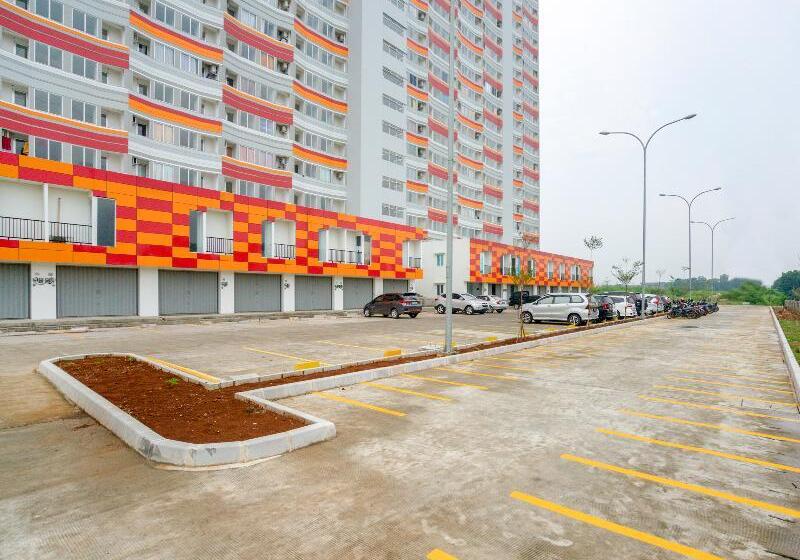 هتل Oyo 2942 Apartement River View Jababeka