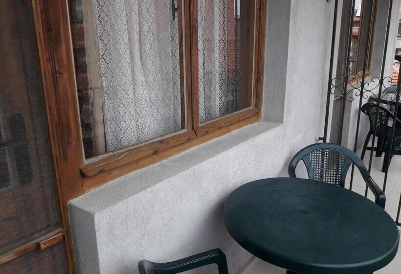 پانسیون Georgievi Guest House