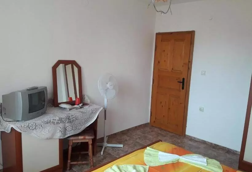 پانسیون Georgievi Guest House
