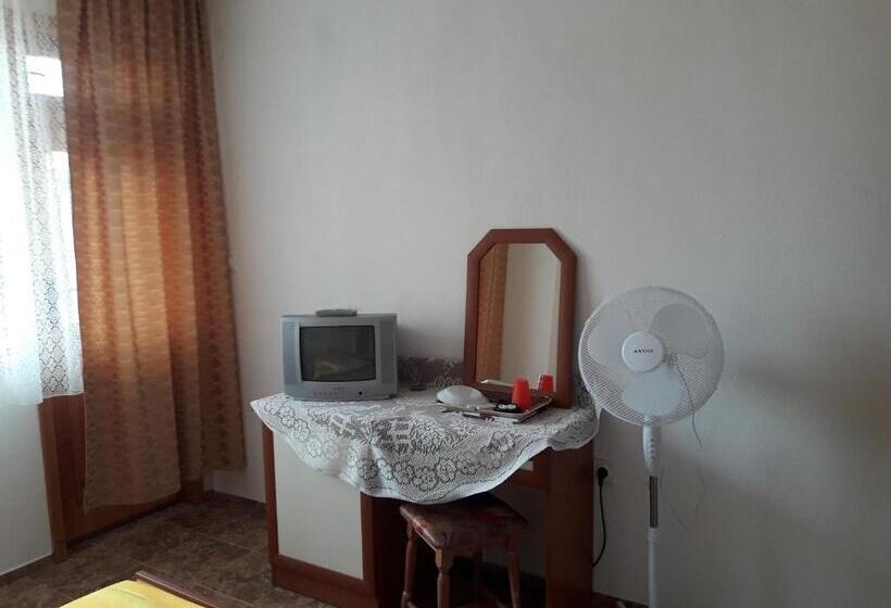 پانسیون Georgievi Guest House