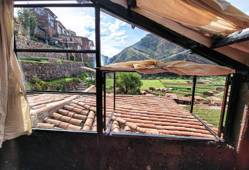 Hostel Wolf Totem Steam Punk Guesthouse