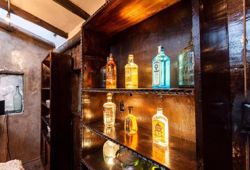 Hostel Wolf Totem Steam Punk Guesthouse