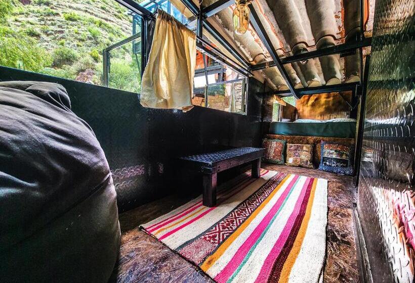 Hostel Wolf Totem Steam Punk Guesthouse