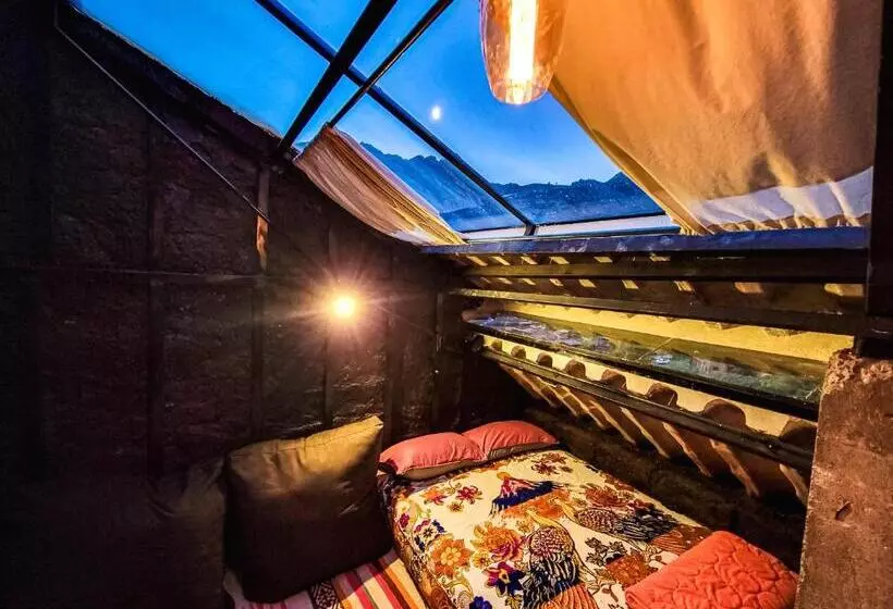 Retkeilymaja Wolf Totem Steam Punk Guesthouse