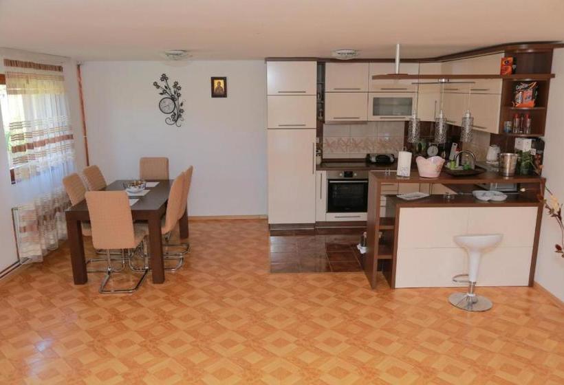 ベッドアンドブレックファースト Vila Viktori