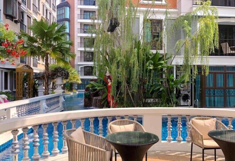 Espana Resort Pattaya