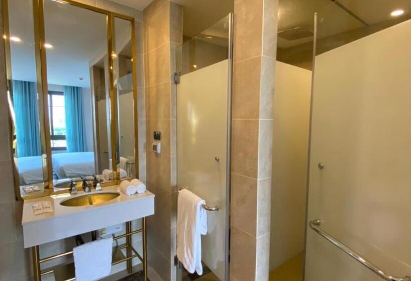 Espana Resort Pattaya