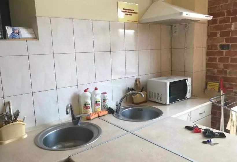 ホテル Kotsarskaya Street 19