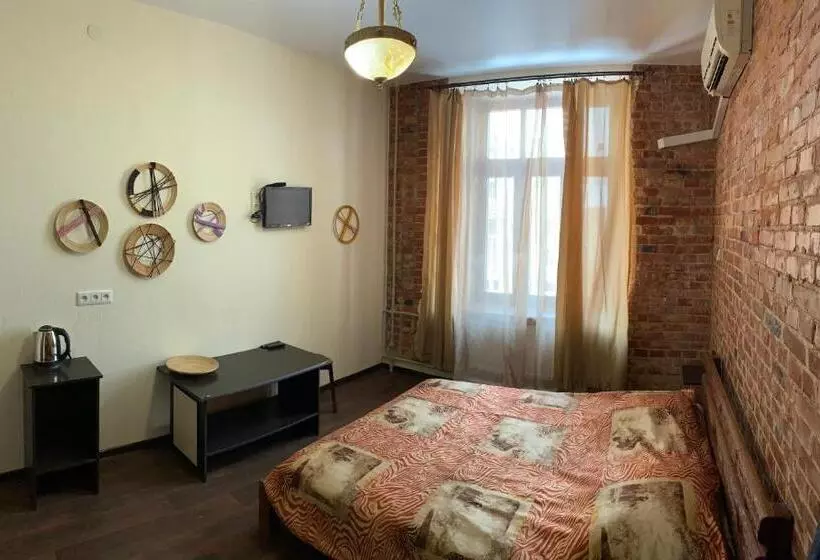 ホテル Kotsarskaya Street 19