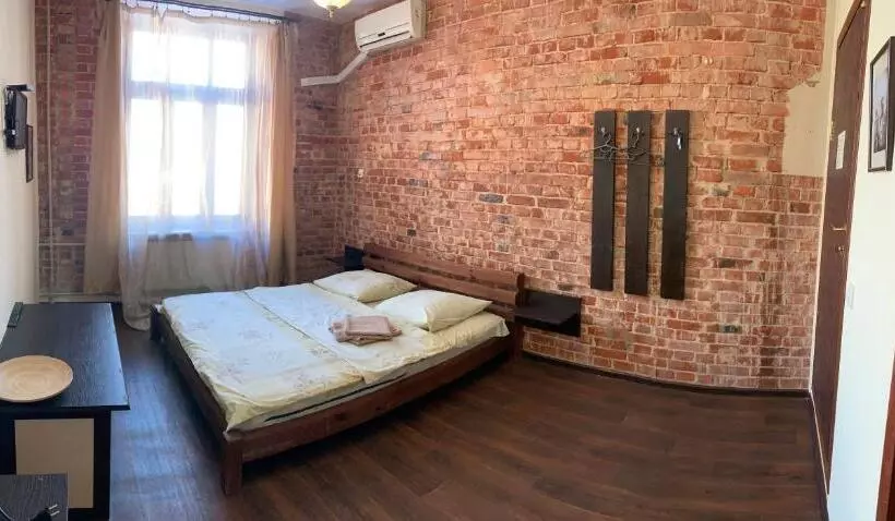 ホテル Kotsarskaya Street 19