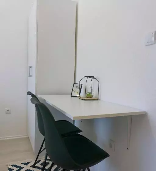 پانسیون Apartmani Ogi 1