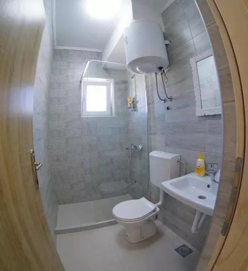 پانسیون Apartmani Ogi 1