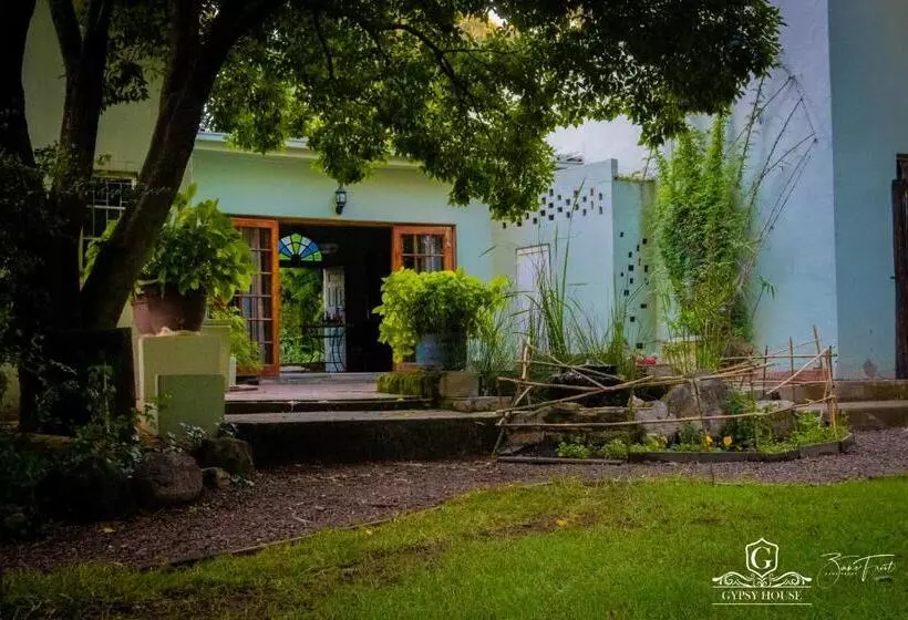 Majatalo Gypsy Guest House Clarens