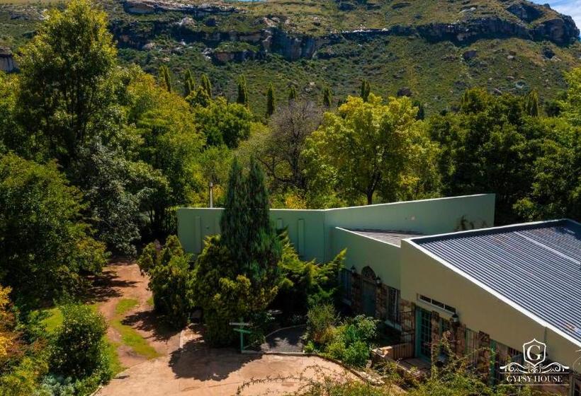 펜션 Gypsy Guest House Clarens