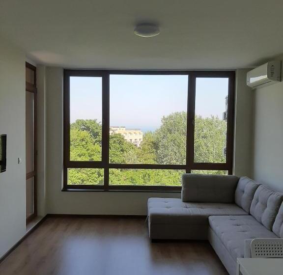 Vesta Riviera   Free Parking