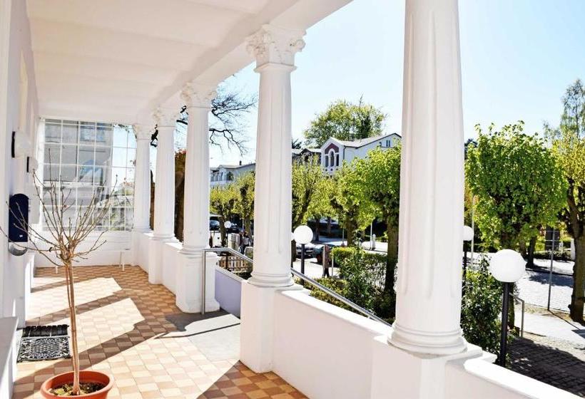 Wilhelms Hostel Im Ostseebad Sellin