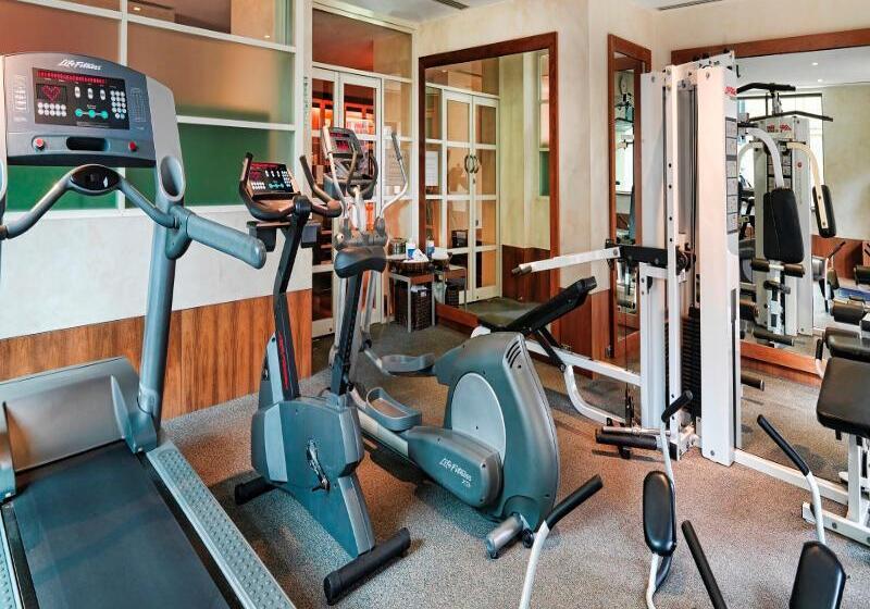 Amora Hotel Jamison Sydney