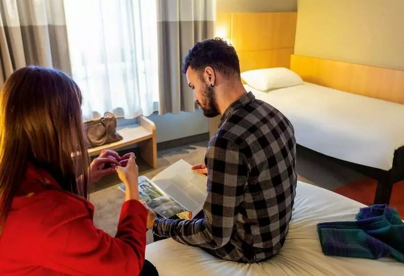 Ibis Hotel Brussels Centre Gare Du Midi