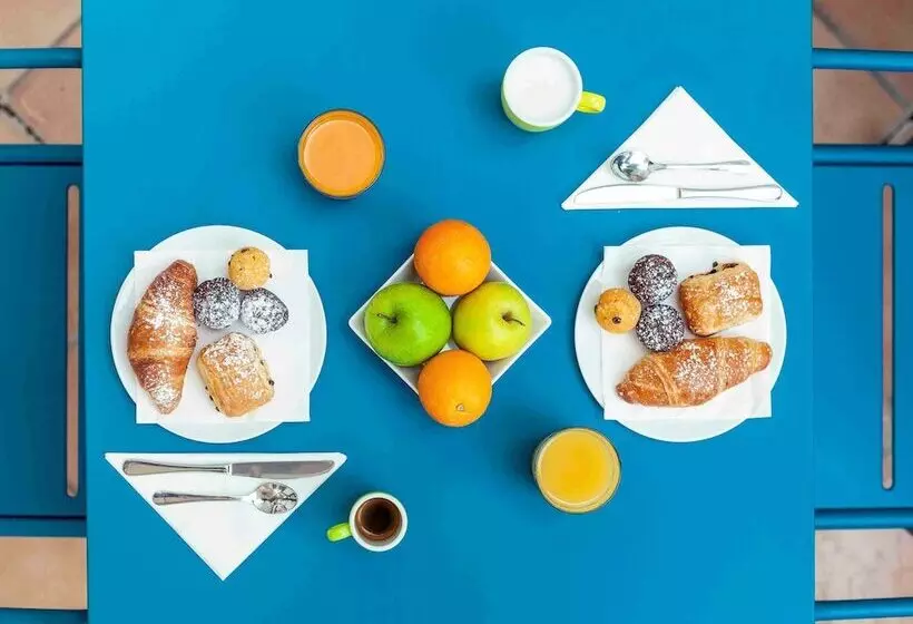 هتل Ibis Styles Napoli Garibaldi