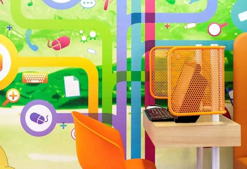 هتل Ibis Styles Napoli Garibaldi