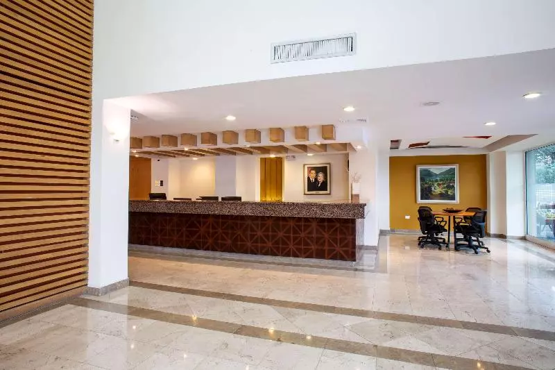 בית מלון כפרי Plaza Calzada