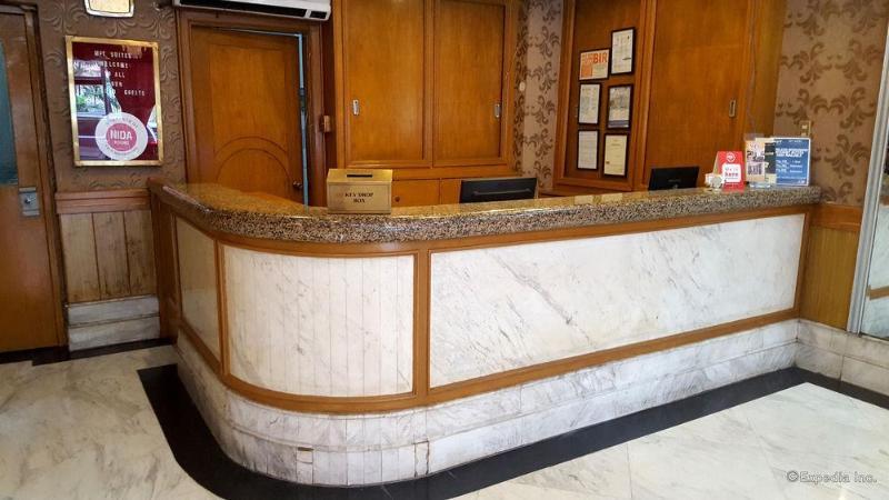 בית מלון כפרי Primetown Tower Makati