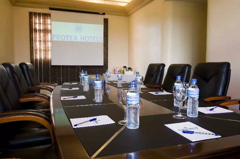 Protea Hotel By Marriott Dar Es Salaam Courtyard