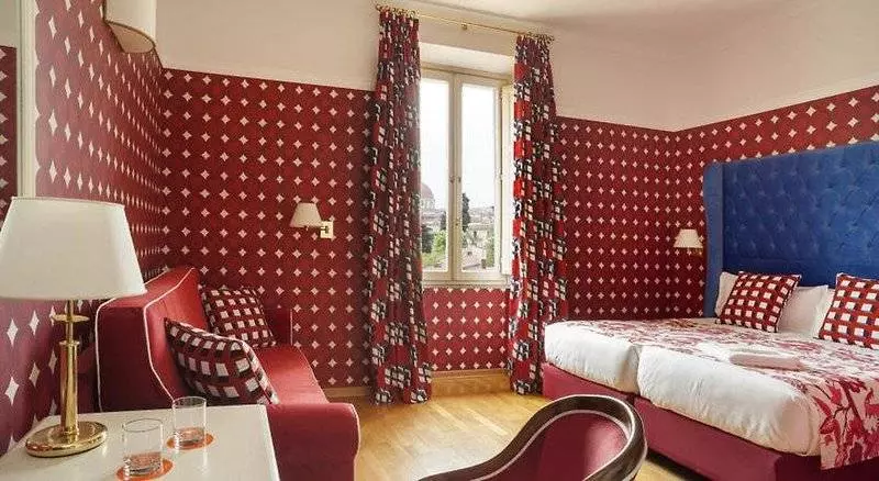 酒店 Room Mate Luca