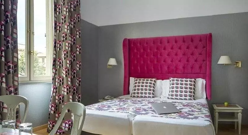 酒店 Room Mate Luca