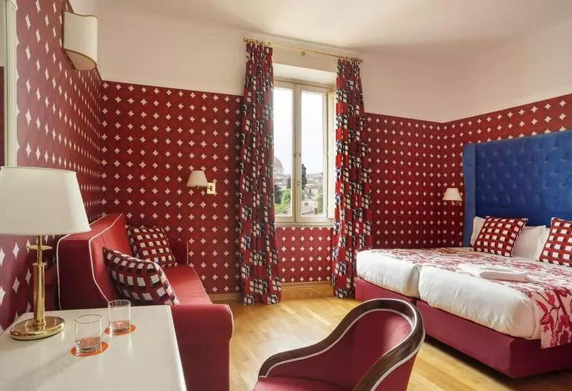 酒店 Room Mate Luca