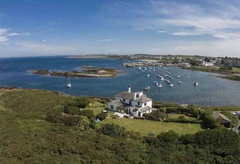 فندق The Old Schoolhouse Inn