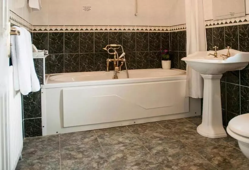 فندق The Old Schoolhouse Inn