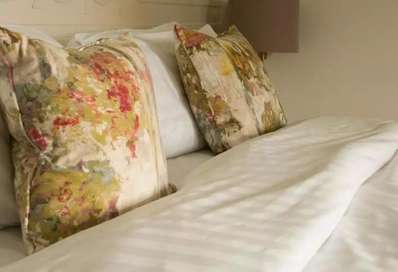 فندق The Old Schoolhouse Inn