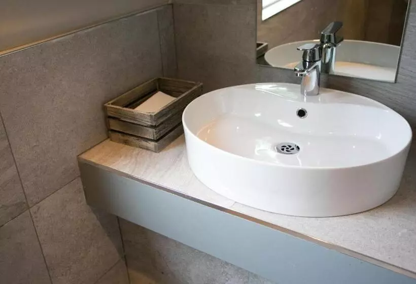 فندق The Old Schoolhouse Inn