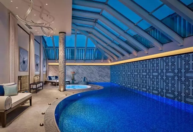 ホテル The Ritzcarlton, Budapest