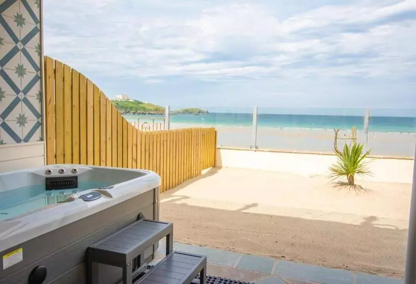 ベッドアンドブレックファースト Tolcarne Beach Colonial Restaurant And Rooms