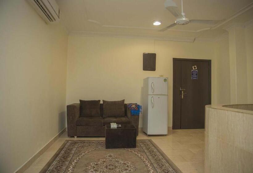酒店 Al Eairy Apartment Alqaseem 4