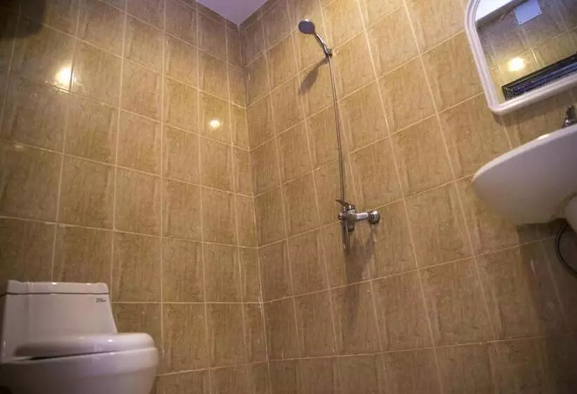 هتل Al Eairy Apartment Alqaseem 4
