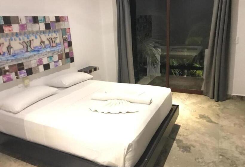 فندق Blue Reef Frente Al Mar