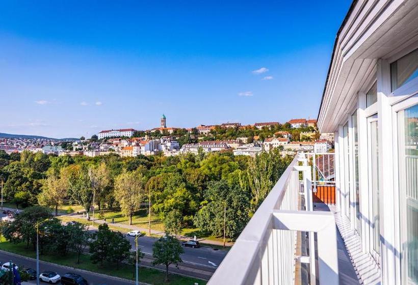 בית מלון כפרי Christina Residence