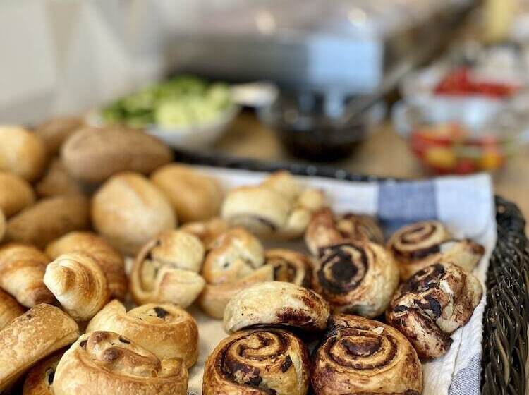 בית מלון כפרי Christina Residence