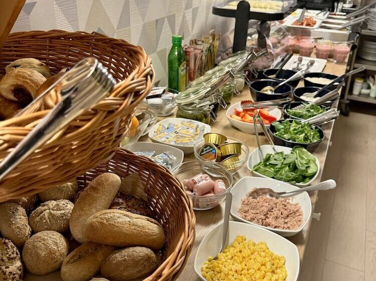 בית מלון כפרי Christina Residence