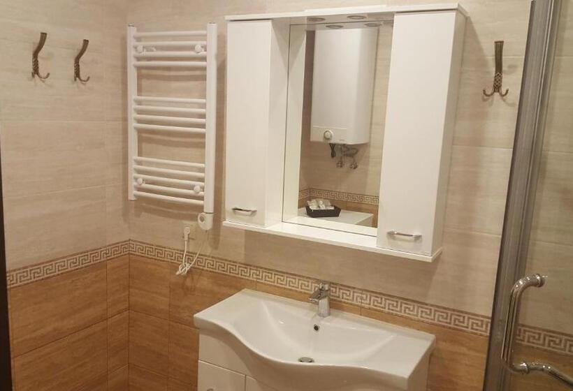 Mimino Apartment Deluxe First Line