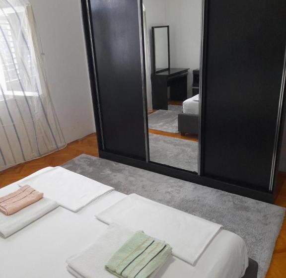 پانسیون Anita Guest House