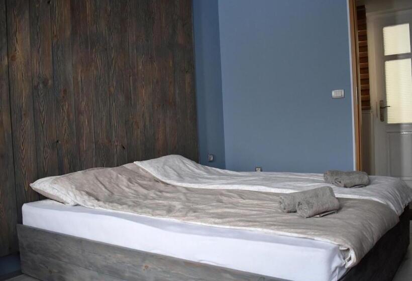 پانسیون Apartmani Zrenjanin