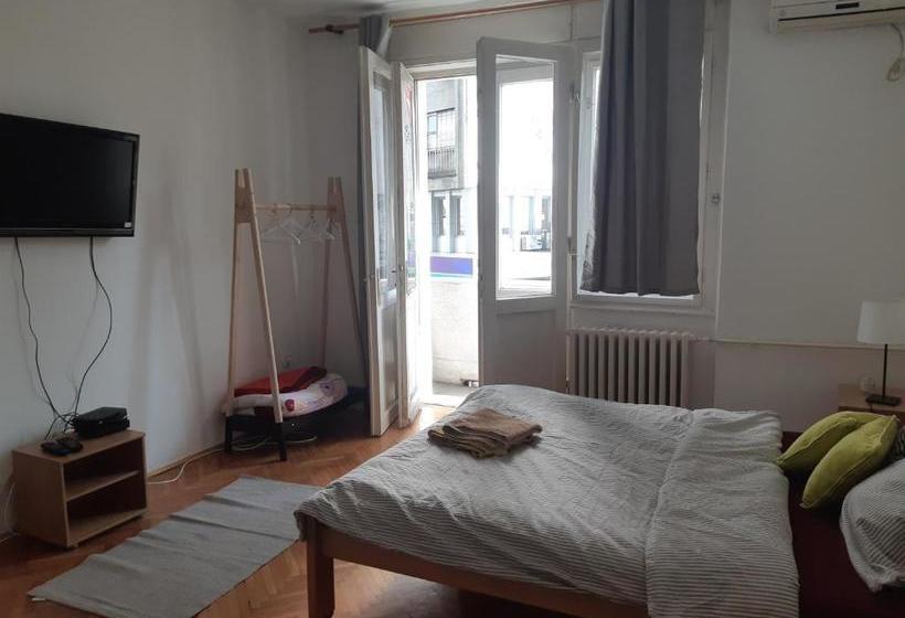 پانسیون Central Station Private Rooms