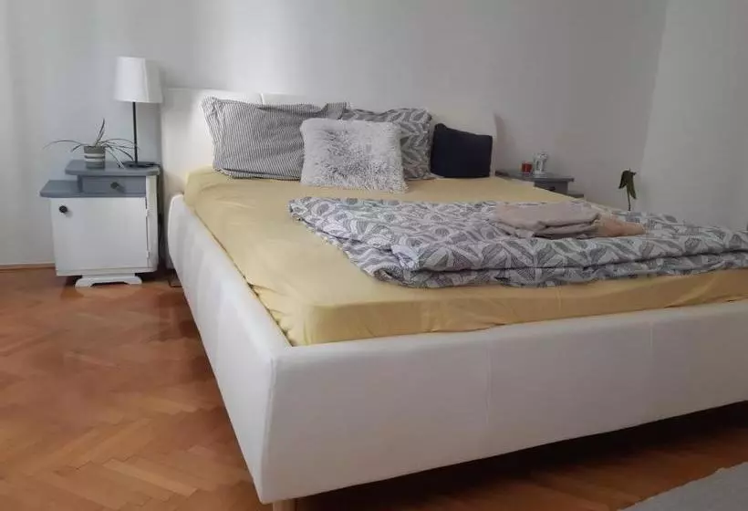 پانسیون Central Station Private Rooms