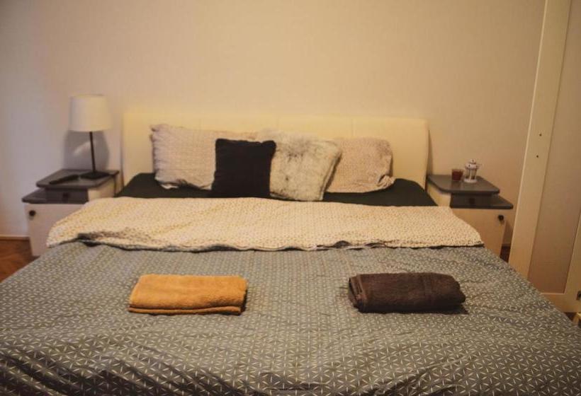 پانسیون Central Station Private Rooms